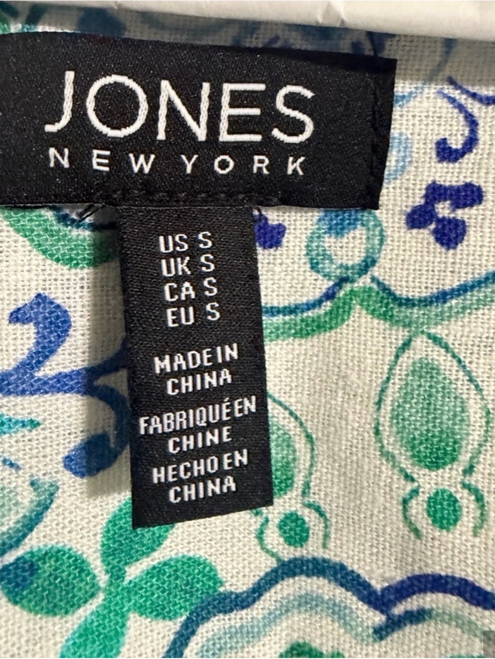 Jones New York Blue and Green Floral Print Blouse